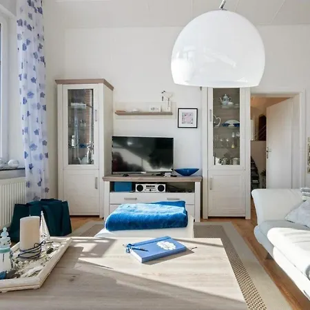 Frisian Bee Modern Retreat * Dornumersiel